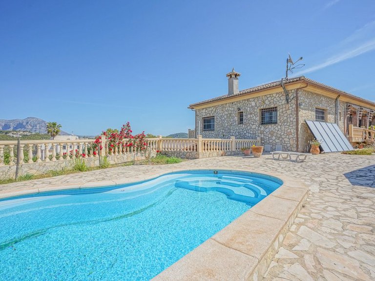 Villa for Sale in La Lluca - La Tarraula, Jávea - Xàbia, Alicante 7