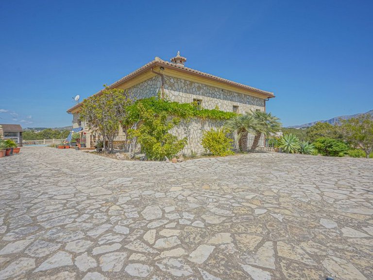 Villa for Sale in La Lluca - La Tarraula, Jávea - Xàbia, Alicante 9