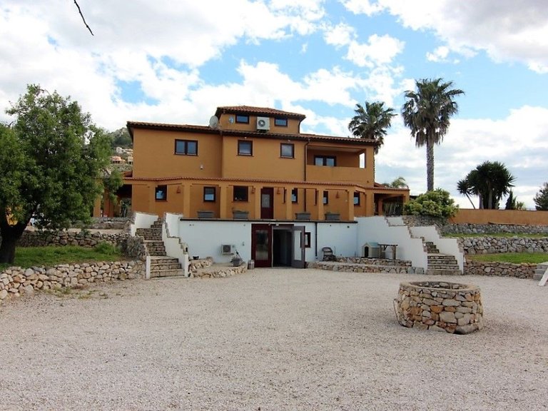 Villa for Sale in Comunidad valenciana, Pedreguer, Alicante 3