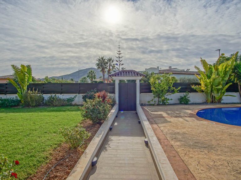Villa for Sale in Alfaz del PI Pueblo-Urbanizaciones, L'alfas Del Pi, Alicante 43
