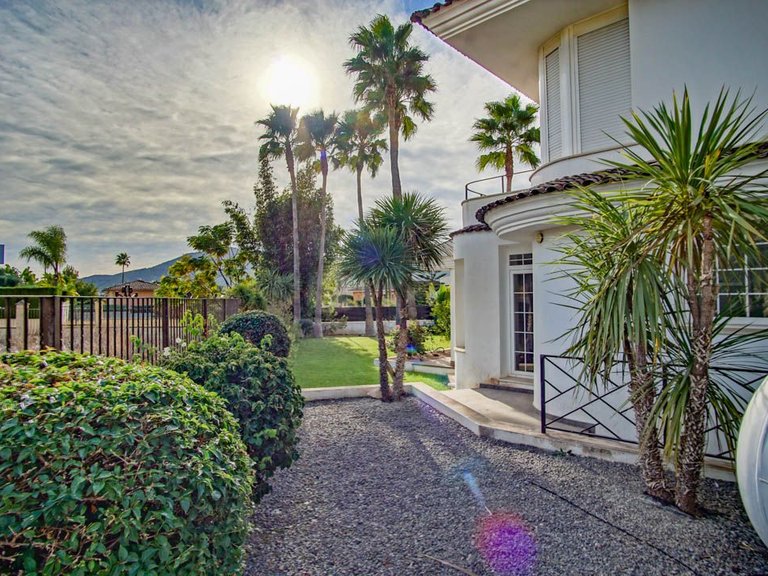 Villa for Sale in Alfaz del PI Pueblo-Urbanizaciones, L'alfas Del Pi, Alicante 47