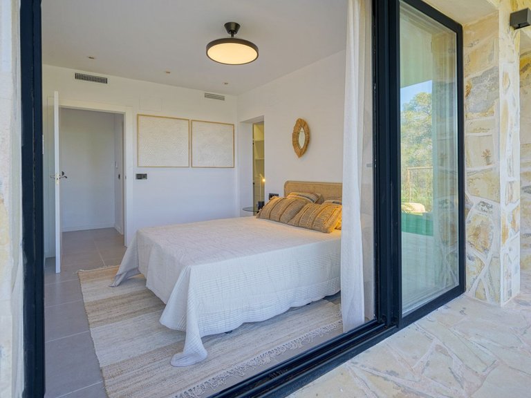 Villa for Sale in Sol de Este - Puerta Fenicia, Jávea - Xàbia, Alicante 17