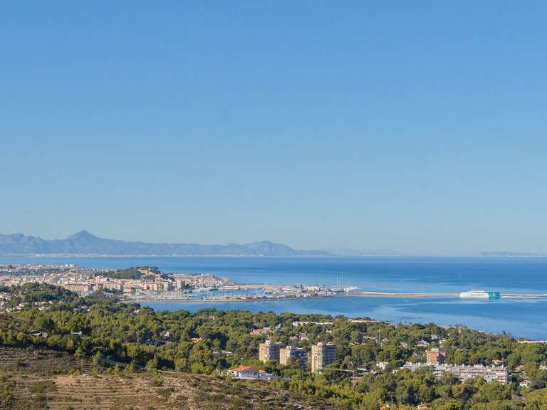 Villa for Sale in Les Rotes/Las Rotas, Denia, Alicante 17