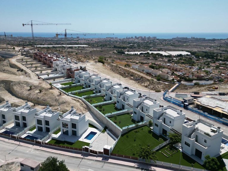 Villa for Sale in Dorado Country Club, Mutxamel, Alicante 23