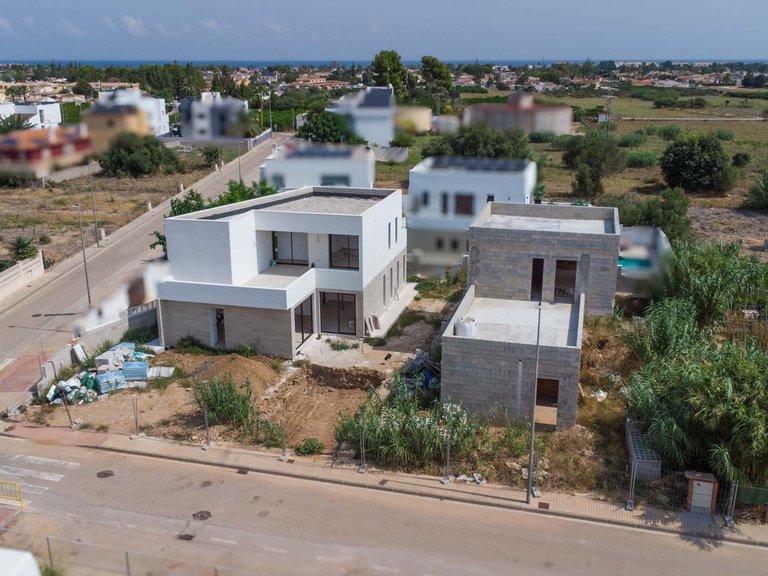 Villa for Sale in Partida els barranquets, Els Poblets, Alicante 1