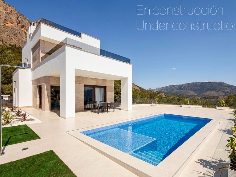 Villa for Sale in Casco urbano, Polop, Alicante 1