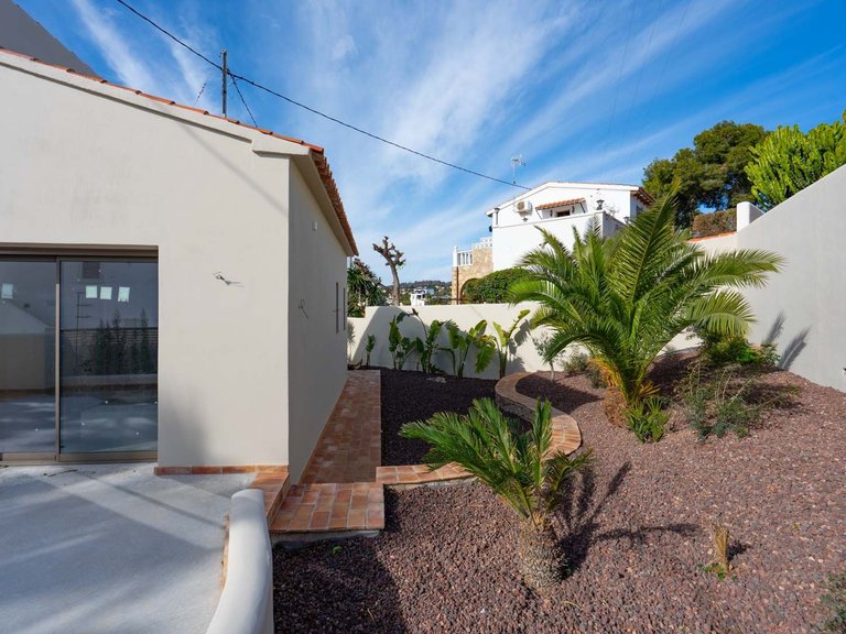 Villa for Sale in playa fustera, Benissa, Alicante 36