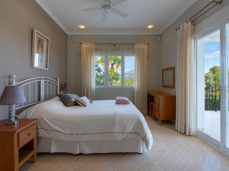 Villa for Sale in Barrio Piver, Jávea - Xàbia, Alicante 25