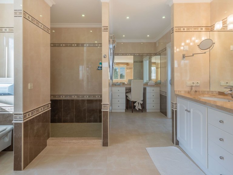 Villa for Sale in Barrio Piver, Jávea - Xàbia, Alicante 42