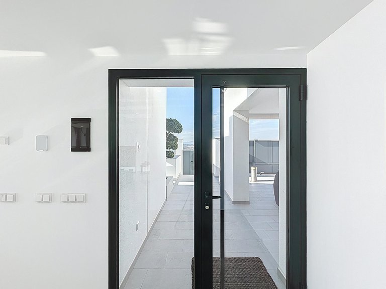 Villa for Sale in El Cuartón - Heliomar, Málaga, Malaga 10