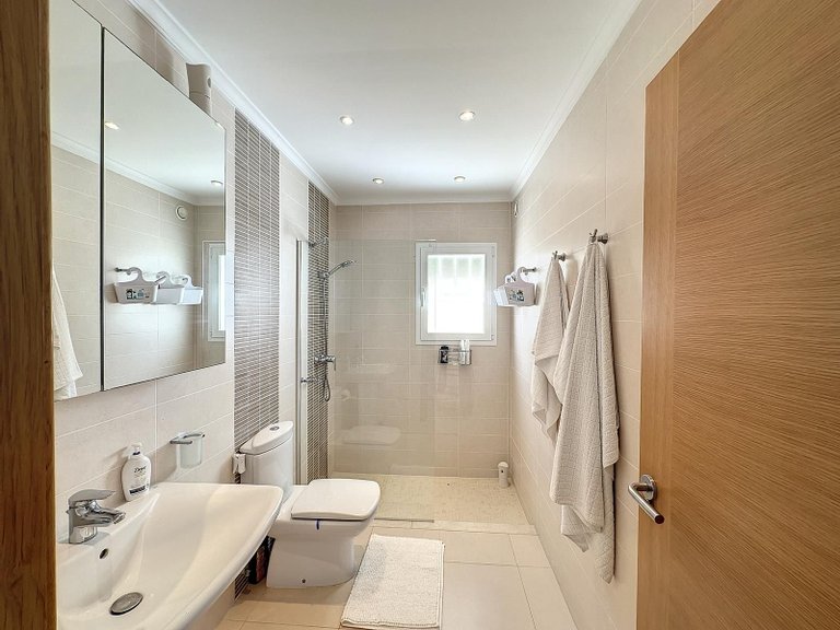 Villa for Sale in Benitachell, Alicante 43