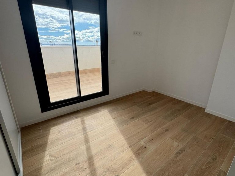 Apartment for Sale in Benalua, Alicante, Alicante 22