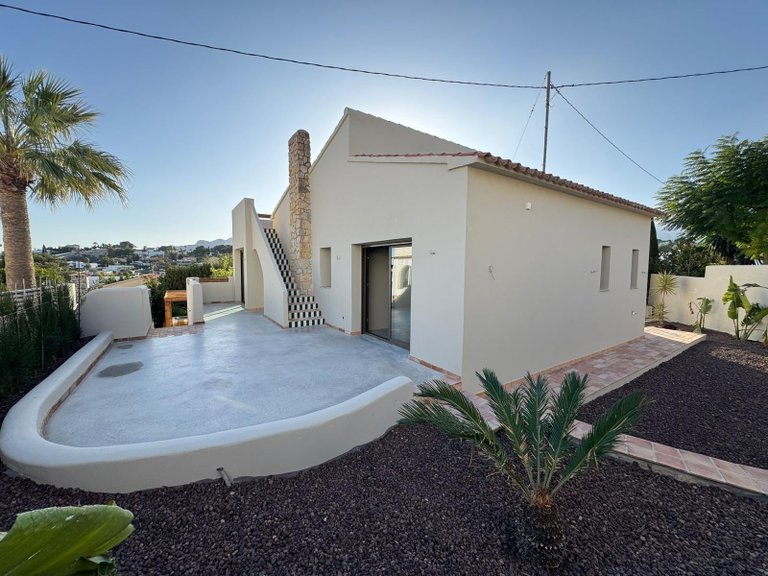 Villa for Sale in playa fustera, Benissa, Alicante 17