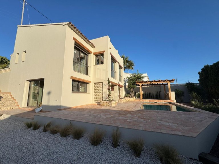 Villa for Sale in playa fustera, Benissa, Alicante 25