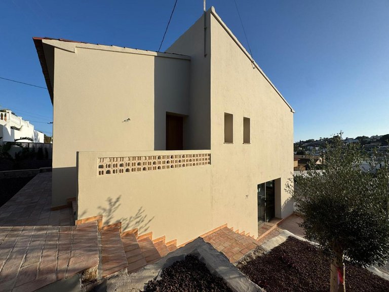 Villa for Sale in playa fustera, Benissa, Alicante 27