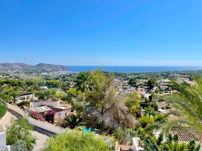 Villa for Sale in Pla del mar, Moraira, Alicante 1