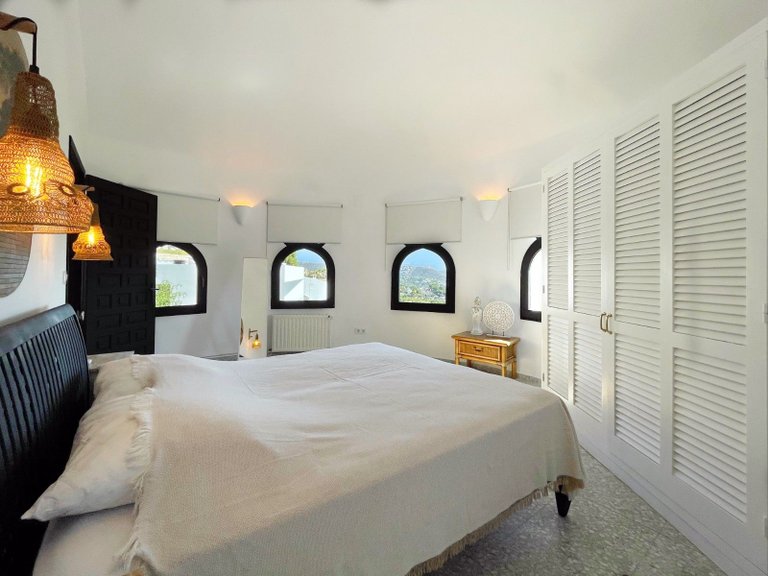 Villa for Sale in Pla del mar, Moraira, Alicante 29