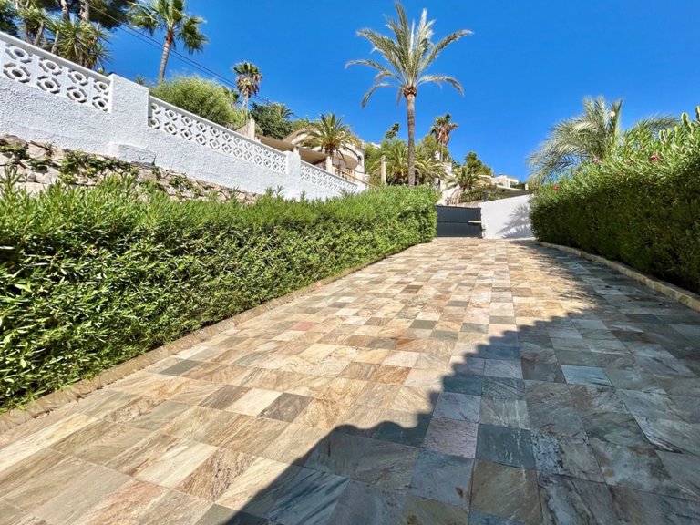Villa for Sale in Pla del mar, Moraira, Alicante 47