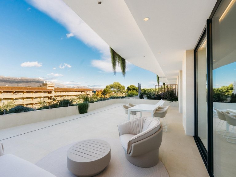 Apartment for Sale in Alfaz Del Pi, Alicante 32
