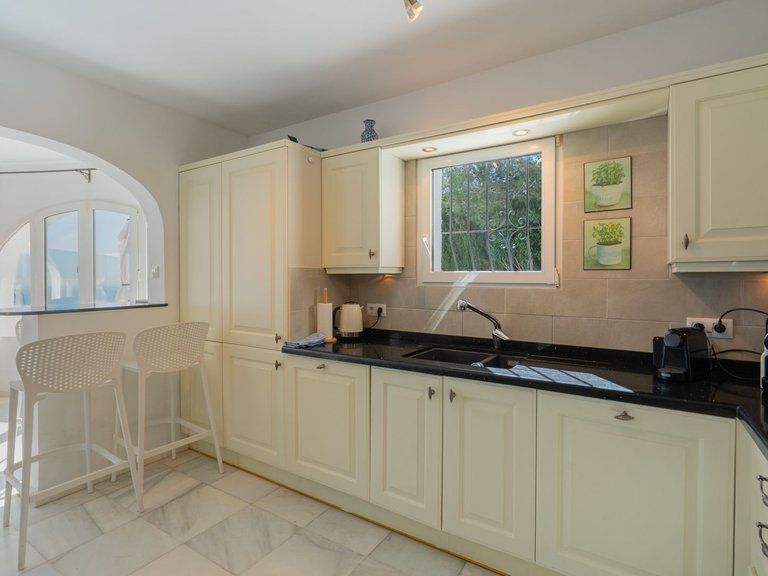 Villa for Sale in Cumbre del Sol, Benitachell, Alicante 13