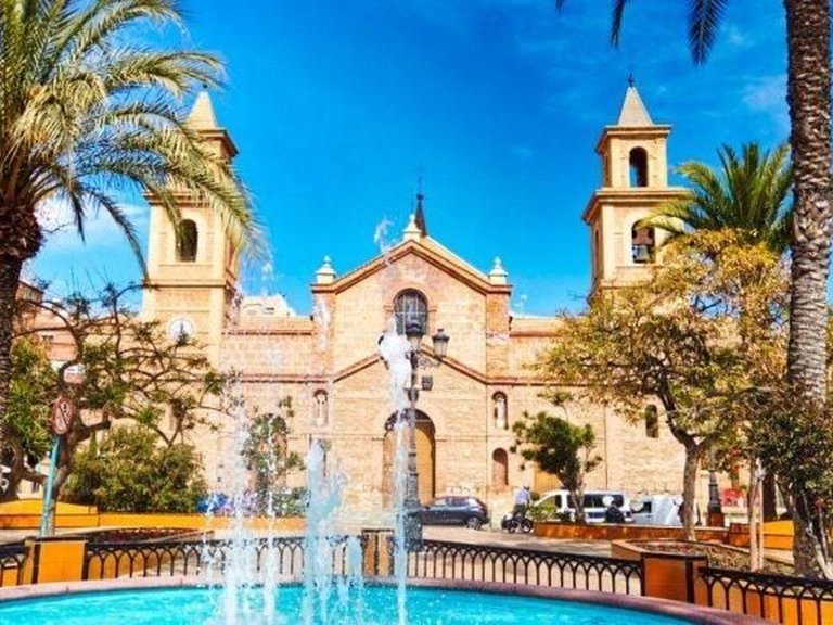 Apartment for Sale in Centro, Torrevieja, Alicante 5