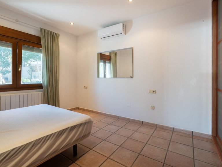Commercial for Sale in Cala Advocat - Baladrar, Benissa, Alicante 101