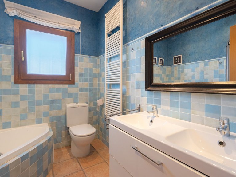 Commercial for Sale in Cala Advocat - Baladrar, Benissa, Alicante 103