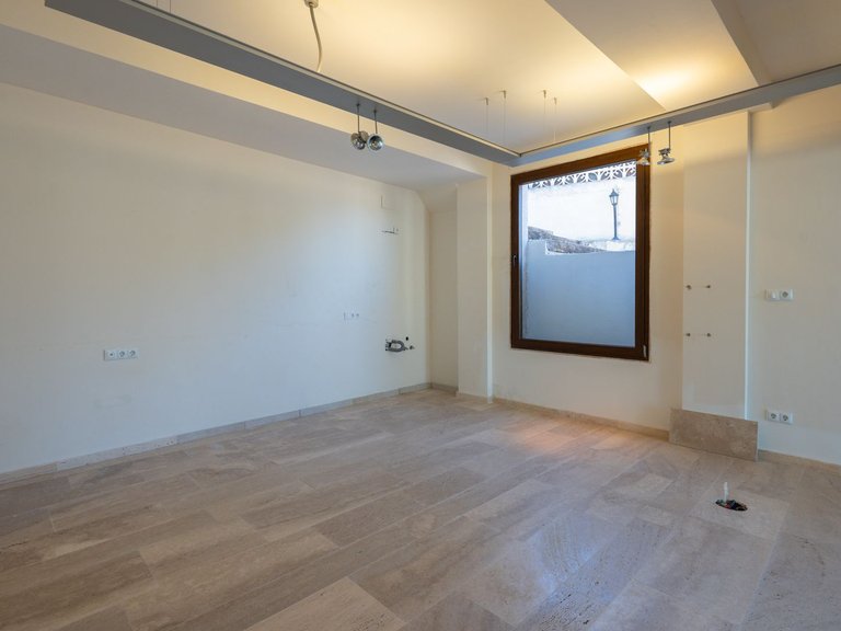 Commercial for Sale in Cala Advocat - Baladrar, Benissa, Alicante 13