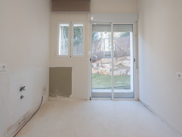 Commercial for Sale in Cala Advocat - Baladrar, Benissa, Alicante 29