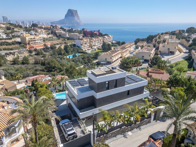 Villa for Sale in Manzanera, Calpe, Alicante 1