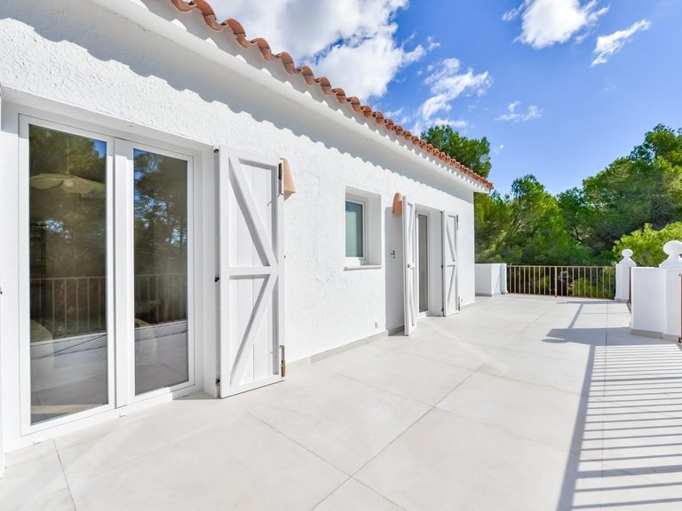 Villa for Sale in Altea la Vella, Altea, Alicante 41