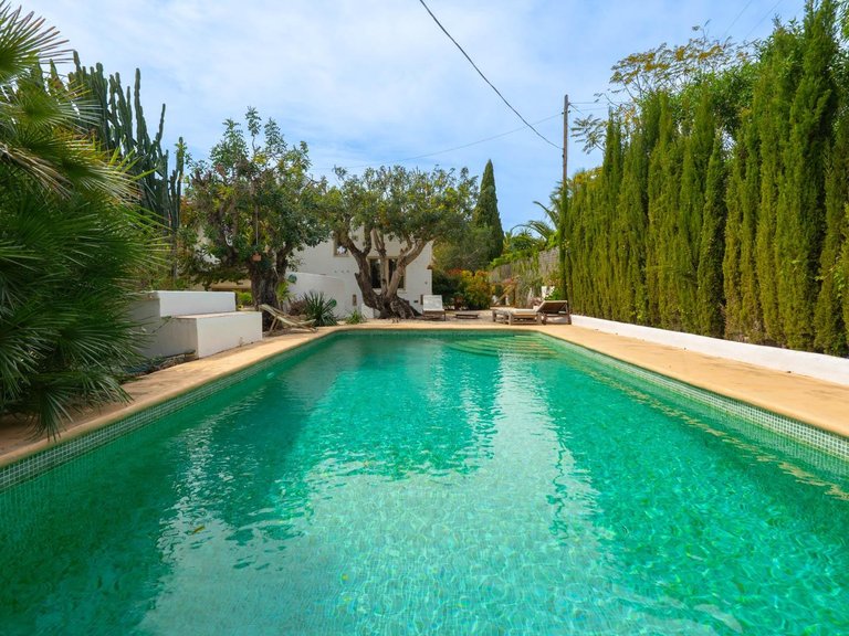 Villa for Sale in Montgó - Ermita, Jávea - Xàbia, Alicante 2