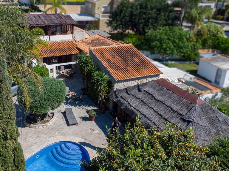 Villa for Sale in Centro Ciudad, Jávea - Xàbia, Alicante 2