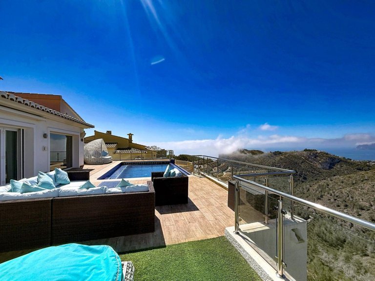 Villa for Sale in Benitachell, Alicante 1