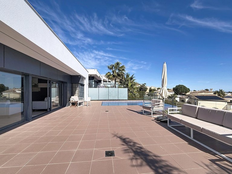 Villa for Sale in Benitachell, Alicante 10