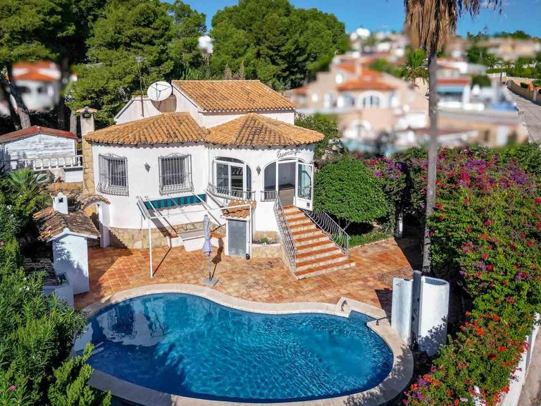 Villa for Sale in Ortenbach, Calpe, Alicante 1