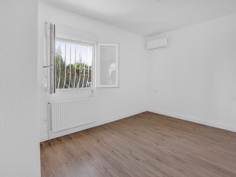 Villa for Sale in Ortenbach, Calpe, Alicante 18
