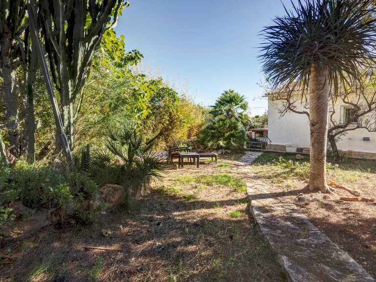 Villa for Sale in Ortenbach, Calpe, Alicante 32