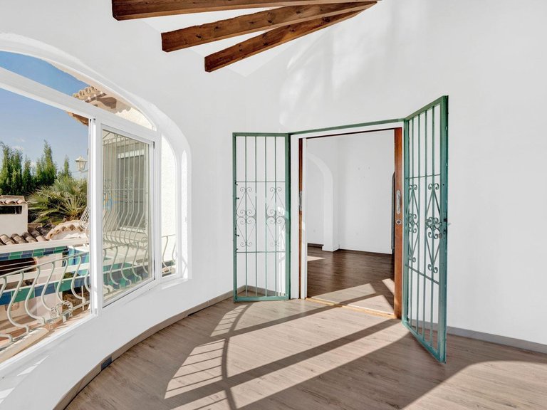 Villa for Sale in Ortenbach, Calpe, Alicante 4