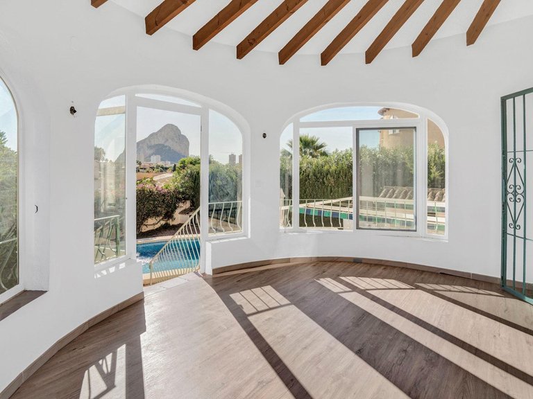 Villa for Sale in Ortenbach, Calpe, Alicante 5