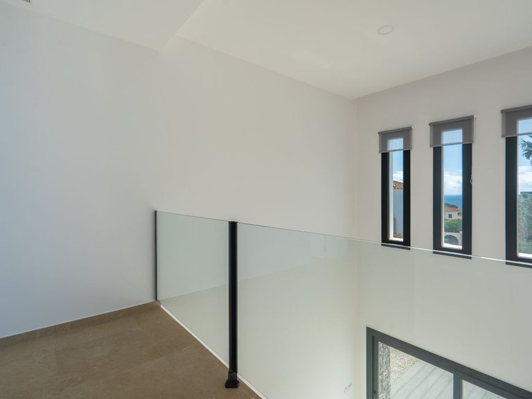 Villa for Sale in playa fustera, Benissa, Alicante 31