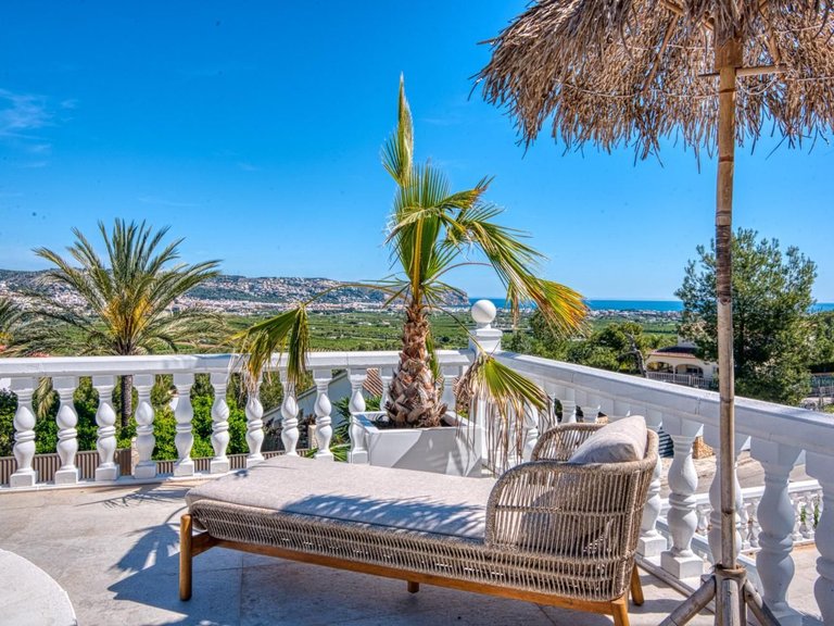 Villa for Sale in Barrio Piver, Jávea - Xàbia, Alicante 3