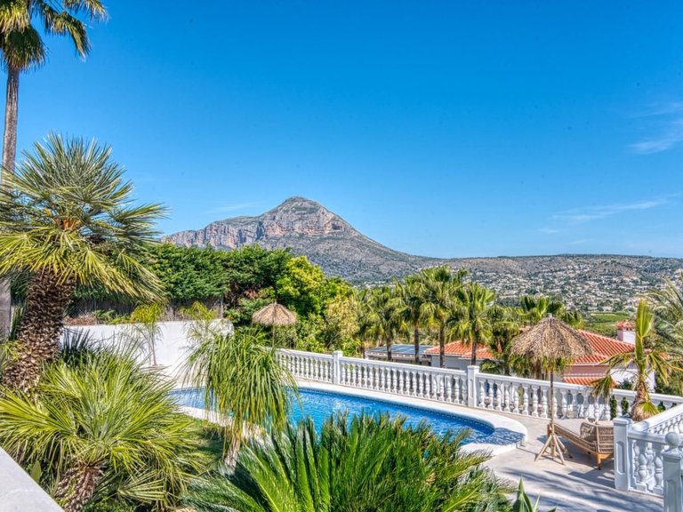 Villa for Sale in Barrio Piver, Jávea - Xàbia, Alicante 5