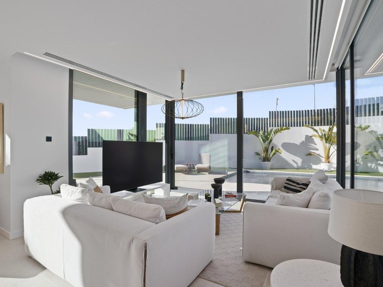 Villa for Sale in Rincón de Loix, Benidorm, Alicante 6