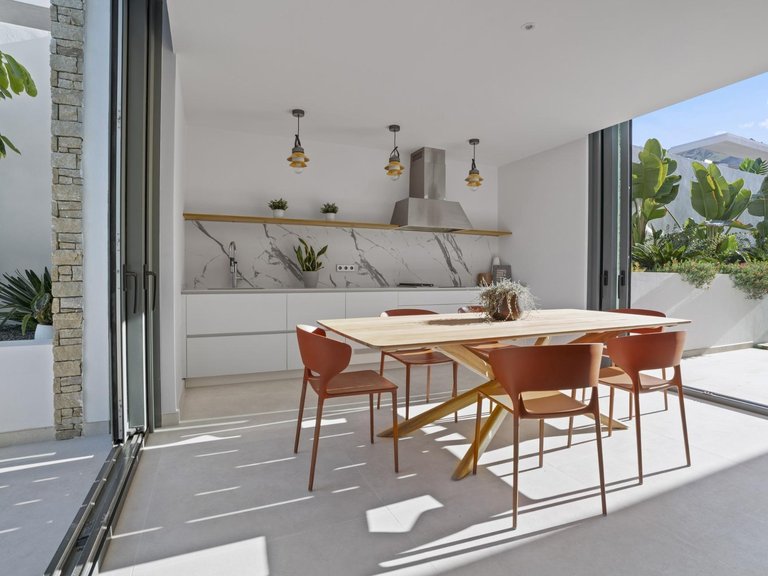 Villa for Sale in Rincón de Loix, Benidorm, Alicante 7