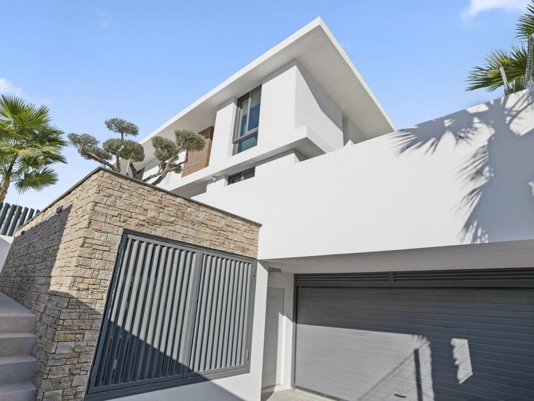 Villa for Sale in Rincón de Loix, Benidorm, Alicante 32