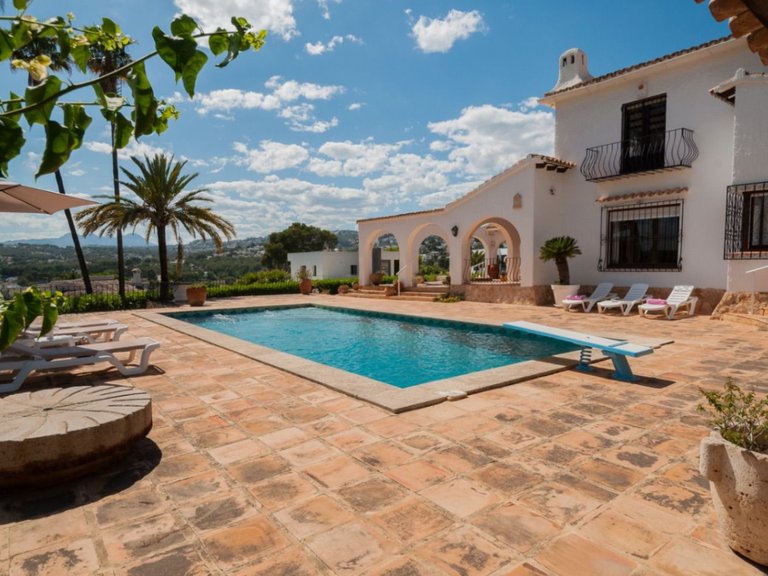 Villa for Sale in Pla del mar, Moraira, Alicante 1
