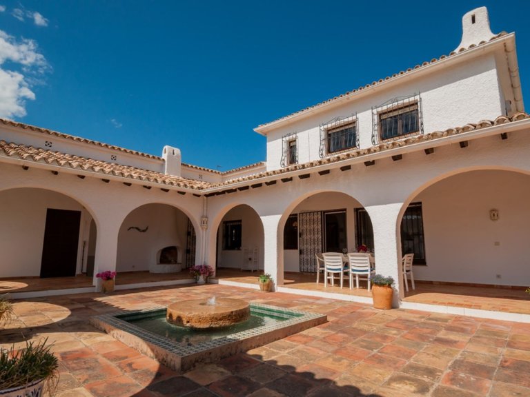Villa for Sale in Pla del mar, Moraira, Alicante 2