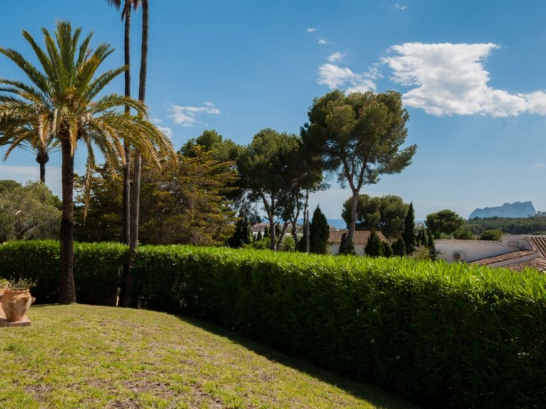 Villa for Sale in Pla del mar, Moraira, Alicante 4