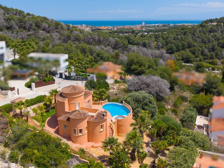 Villa for Sale in Sol de Este - Puerta Fenicia, Jávea - Xàbia, Alicante 1